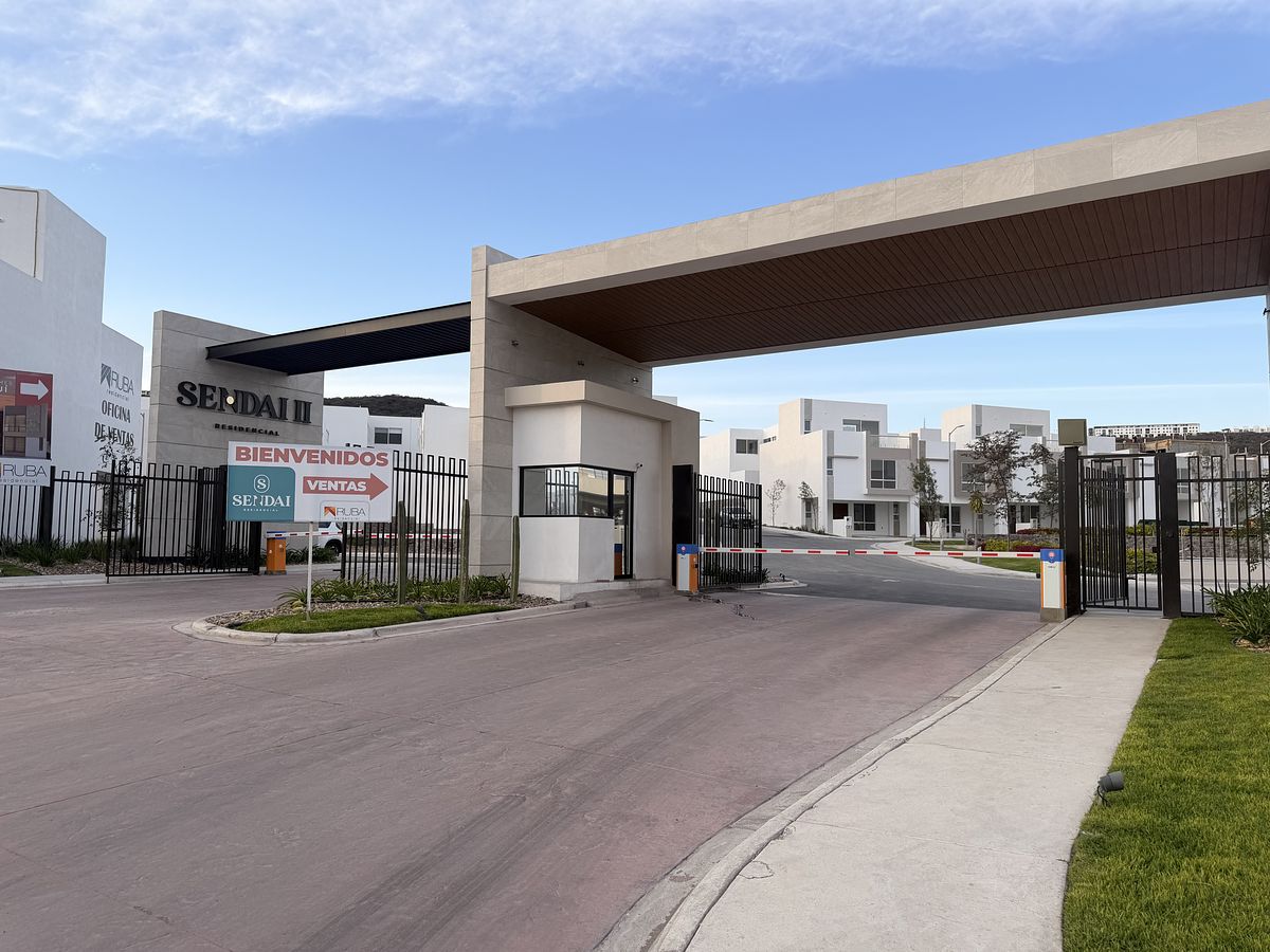 28 de 28: ACCESO A SENDAI II