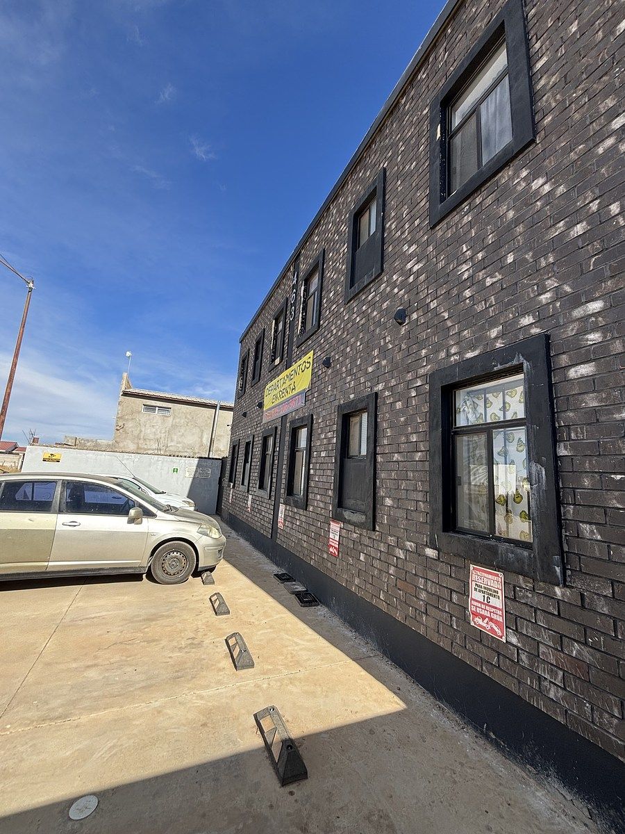 1 of 37: 8 Deptos totalmente   equipados .