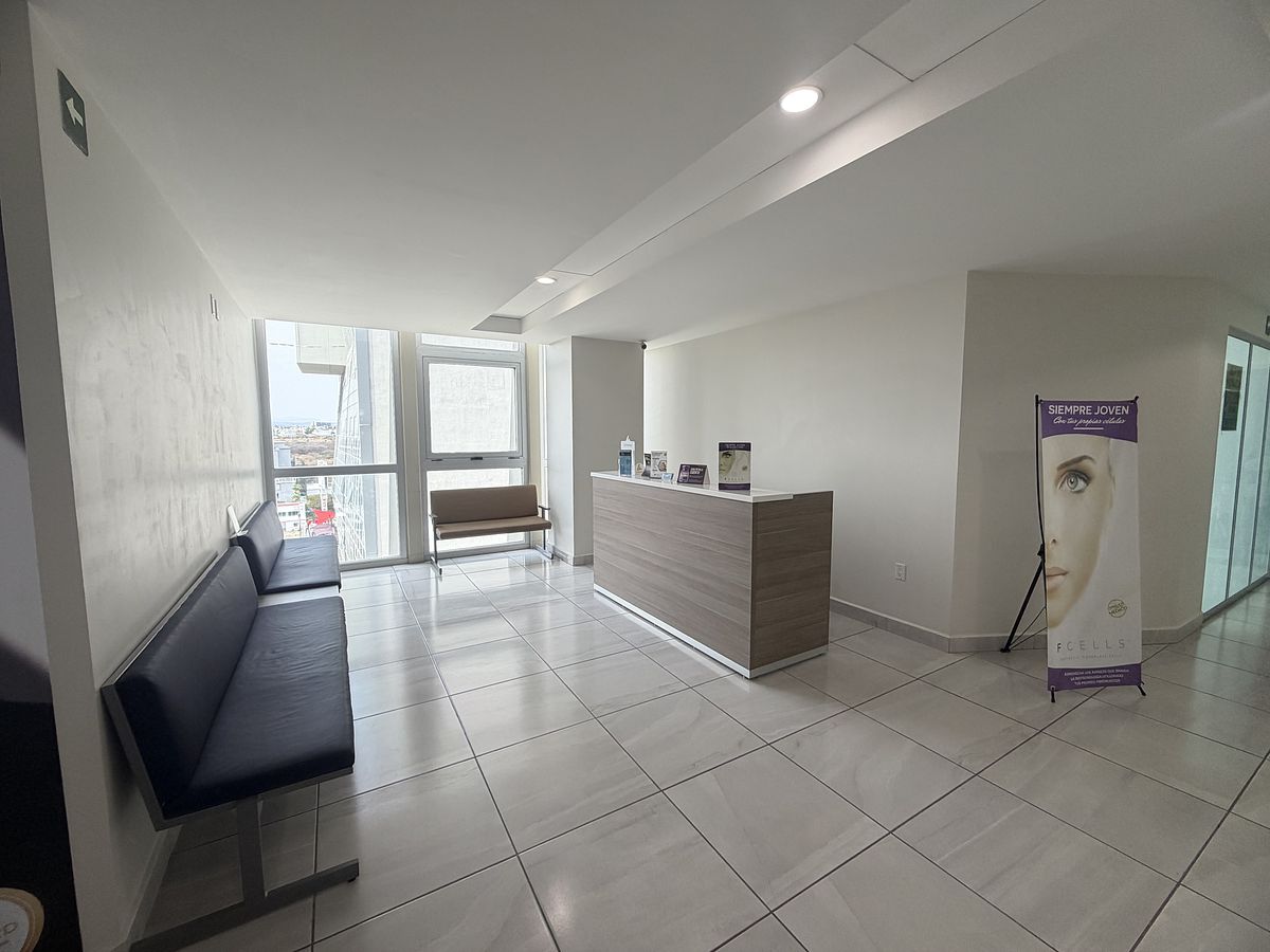 7 de 17: SALA DE ESPERA