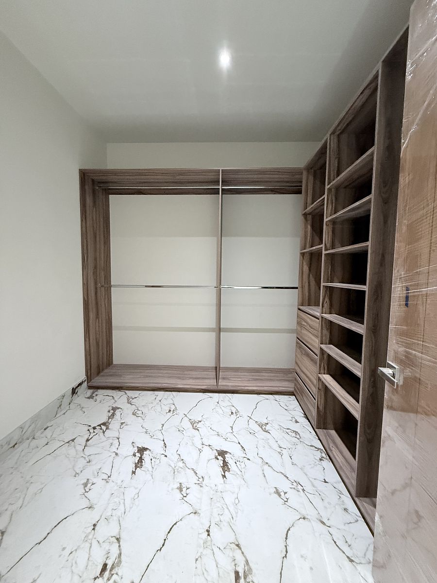 25 de 26: Vestidor Rec. Secundaria 2