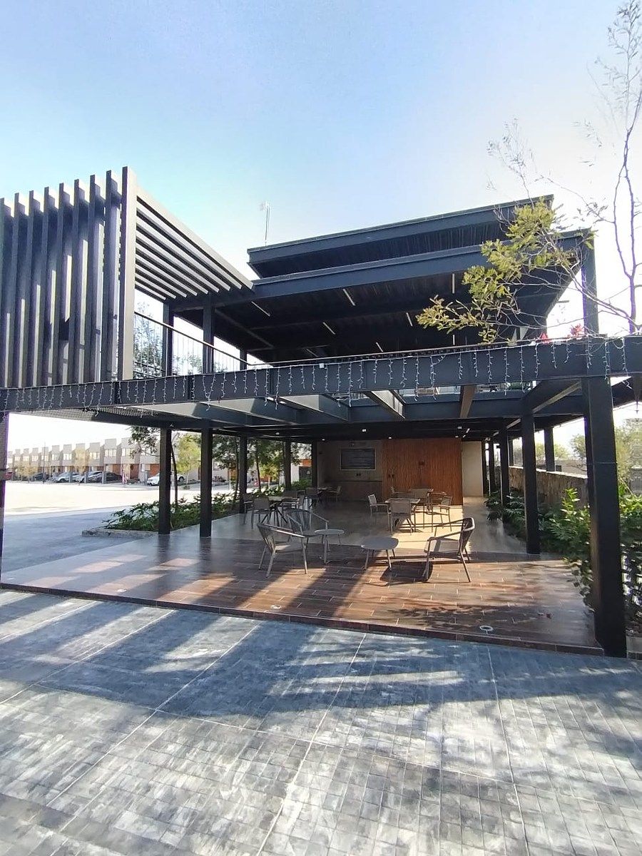 13 of 19: Casa Club área social