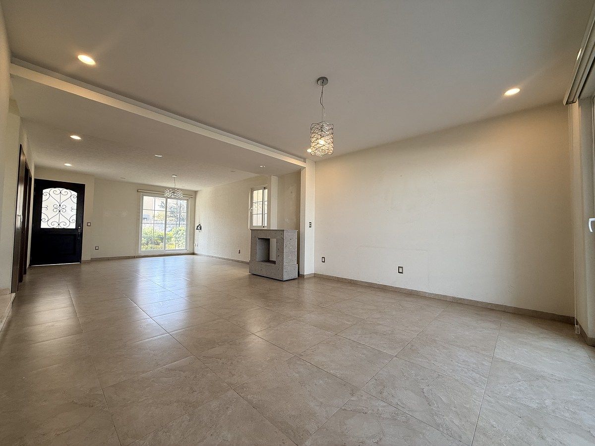 2 de 16: Área social