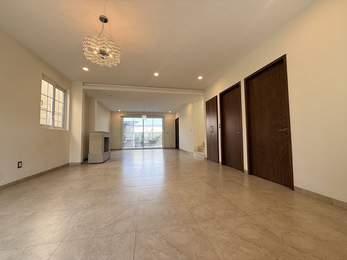 3 de 16: Área social