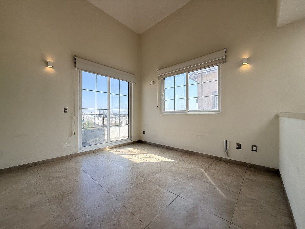 10 de 16: Sala de TV