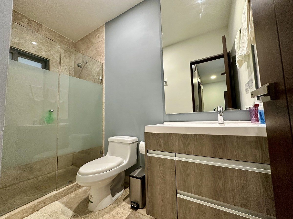 22 of 48: baño rec secundaria