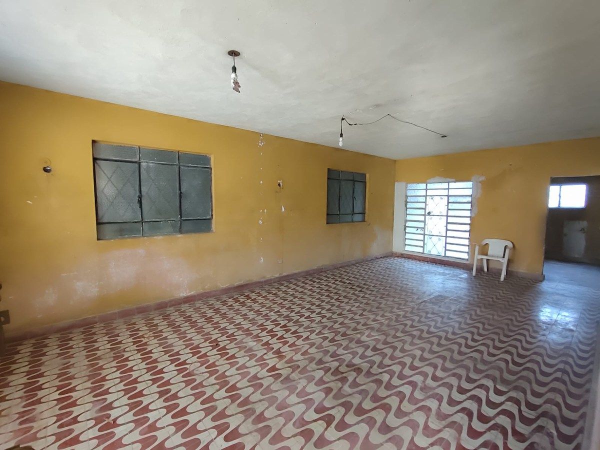 5 of 21: Sala Comedor