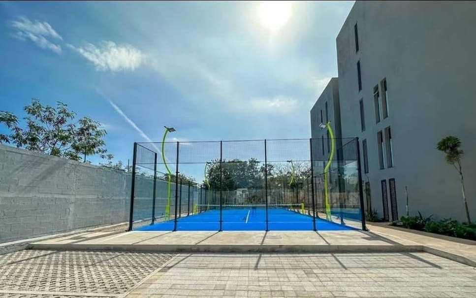 1 de 12: Cancha de pádel