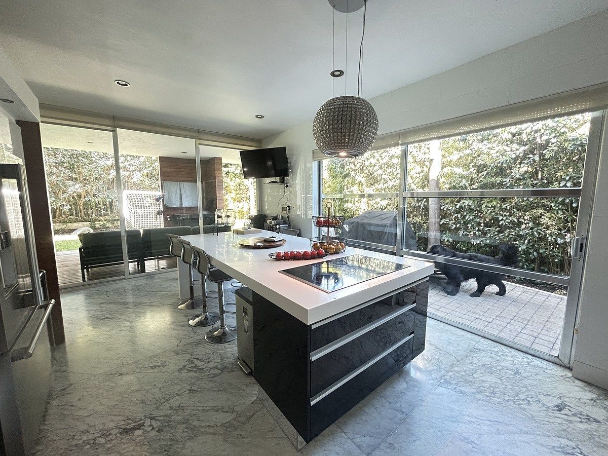 17 de 34: Cocina equipada