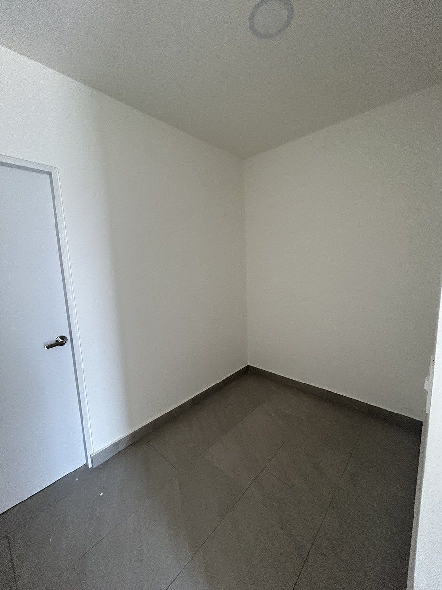 17 de 46: Walking closet principal