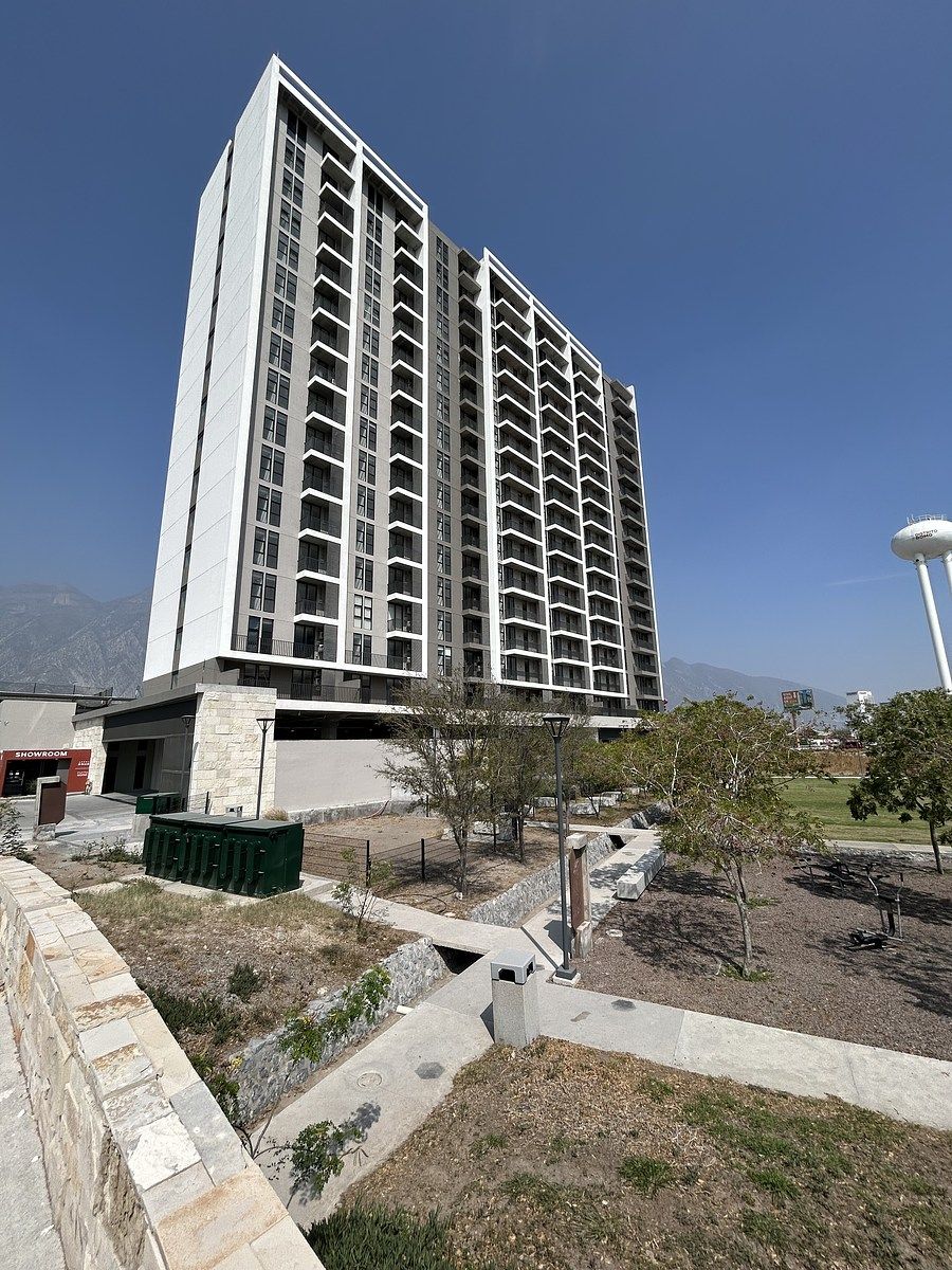 19 de 46: Vista edificio