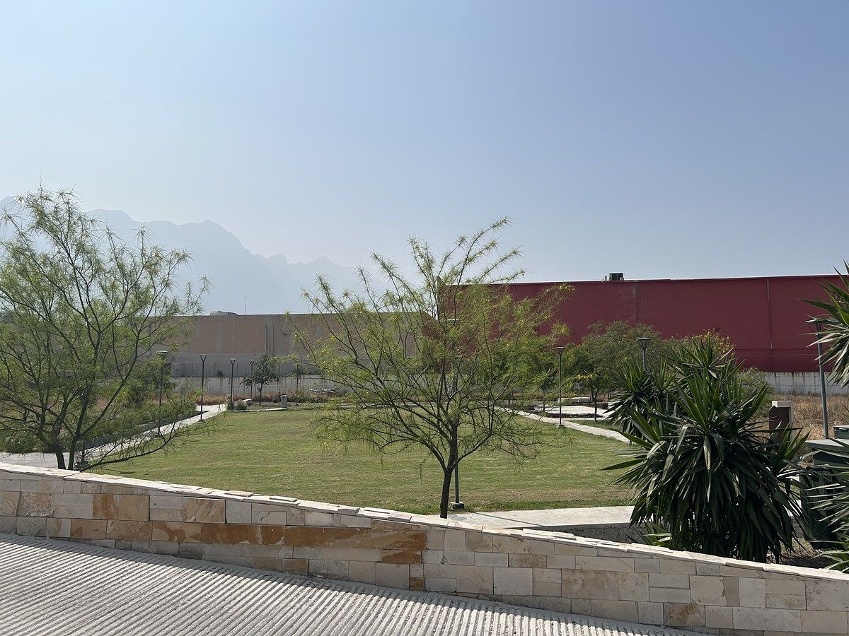 21 de 46: Vista parque