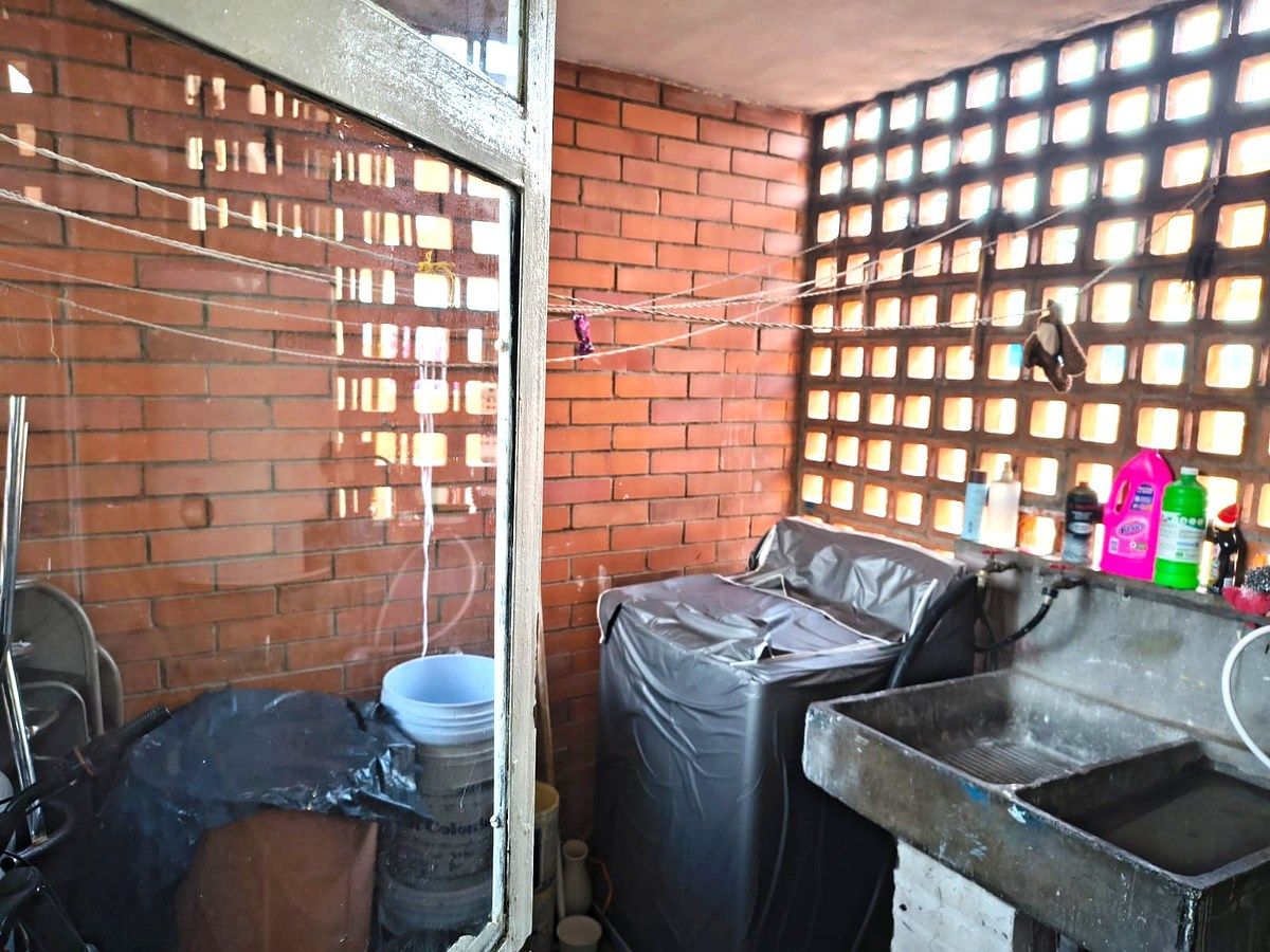 10 de 14: Departamento en Agua Santa, Puebla - Area de Lavado