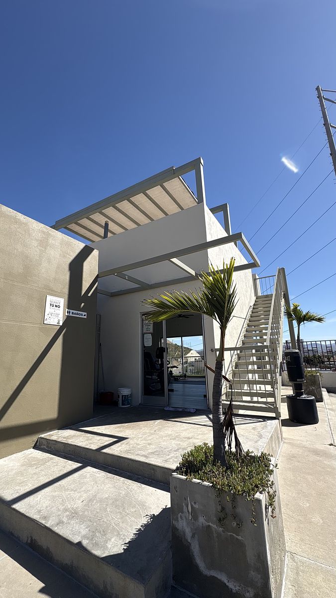 8 de 25: Entrada amenidades