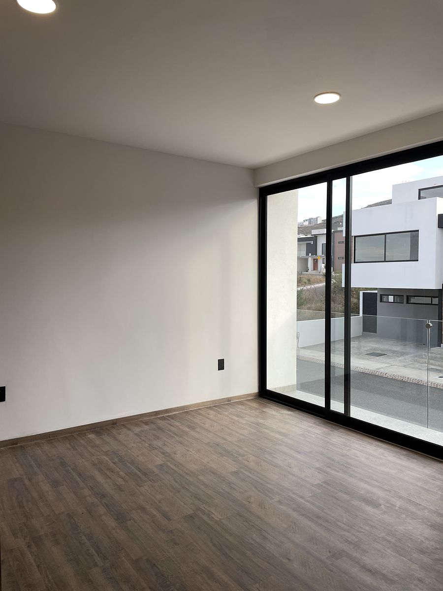 19 de 25: Recamara fachada