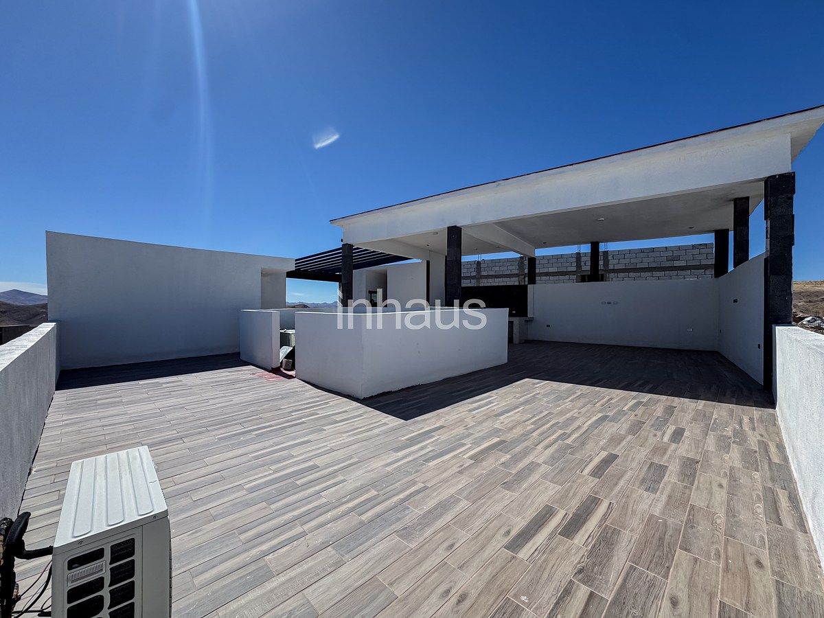 23 de 26: AREA COMUN