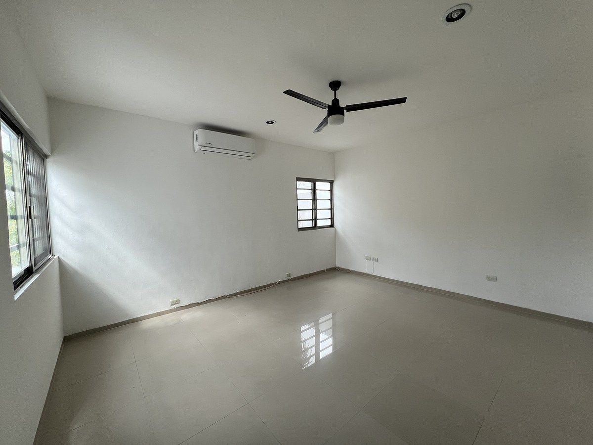 12 de 34: Recámara 2 planta alta