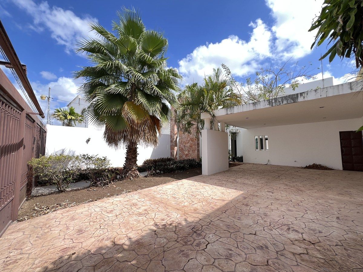 22 de 34: Cochera hasta para 4 autos