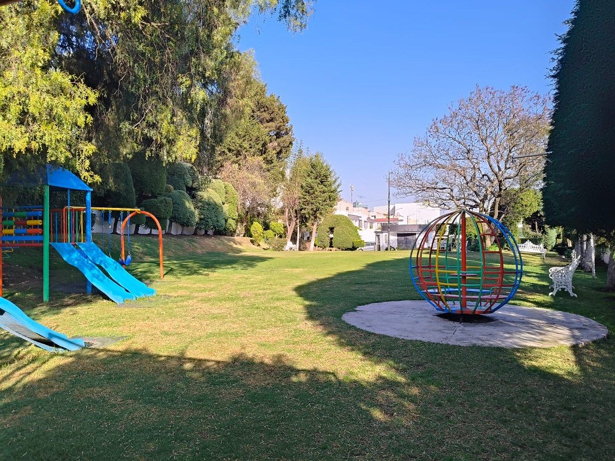 13 de 13: JARDIN COMUN