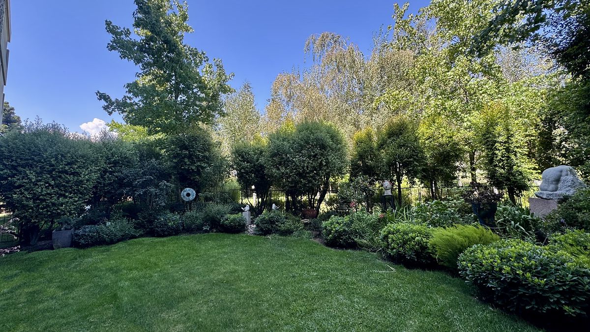 9 de 27: Jardin privado vista 2