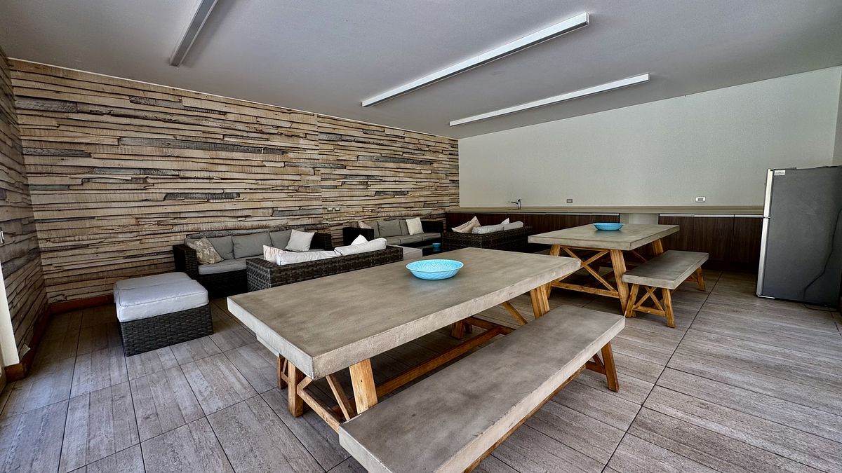 24 de 27: Salon eventos