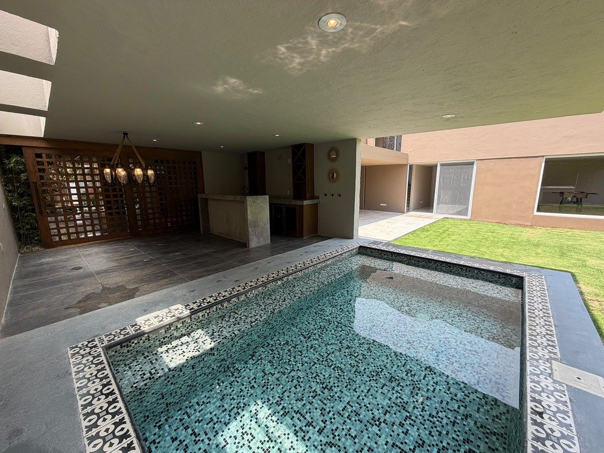 House in Juriquilla, Querétaro, photo 2 of 27