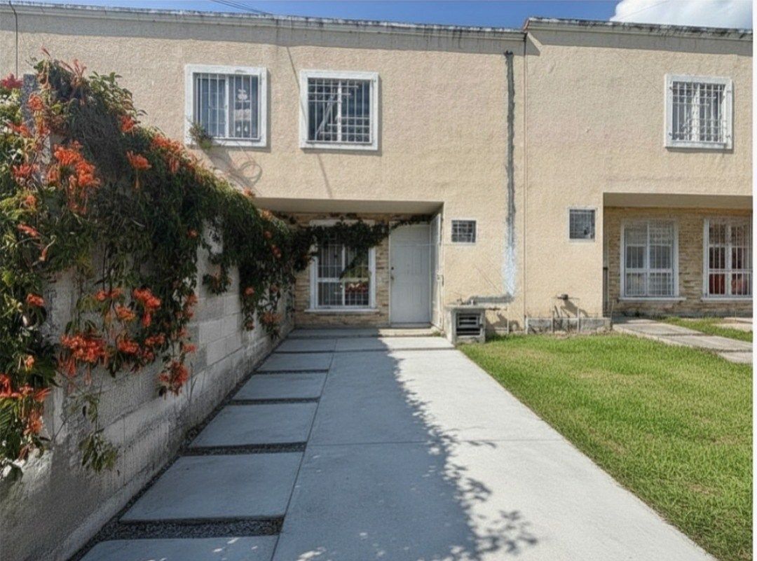 CASA À VENDA COM 3 QUARTOS | LA HACIENDA ETAPA II (MORELIA) ¡$929,000!, foto 1 de 16