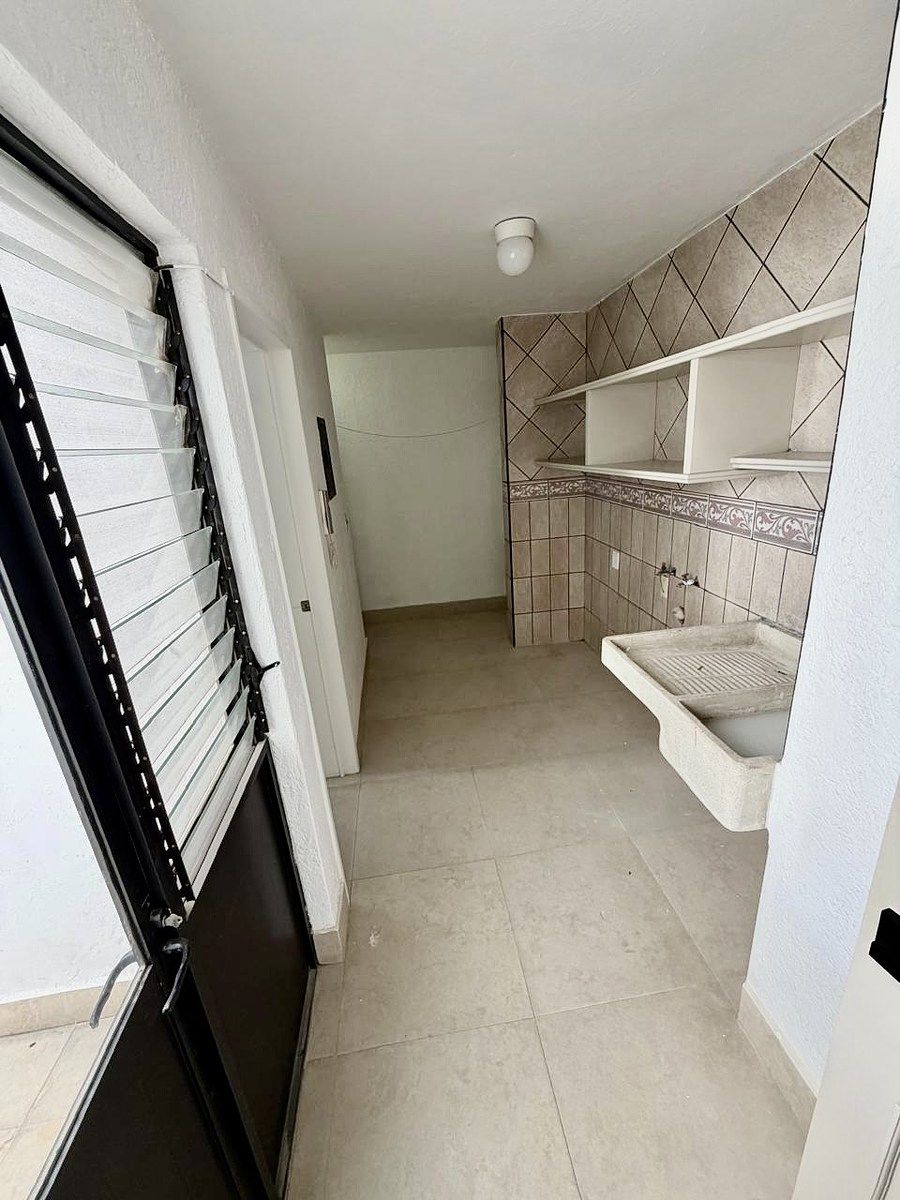 18 of 24: Área de lavado