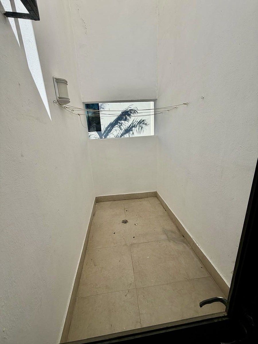 19 of 24: Cuadro de servicios