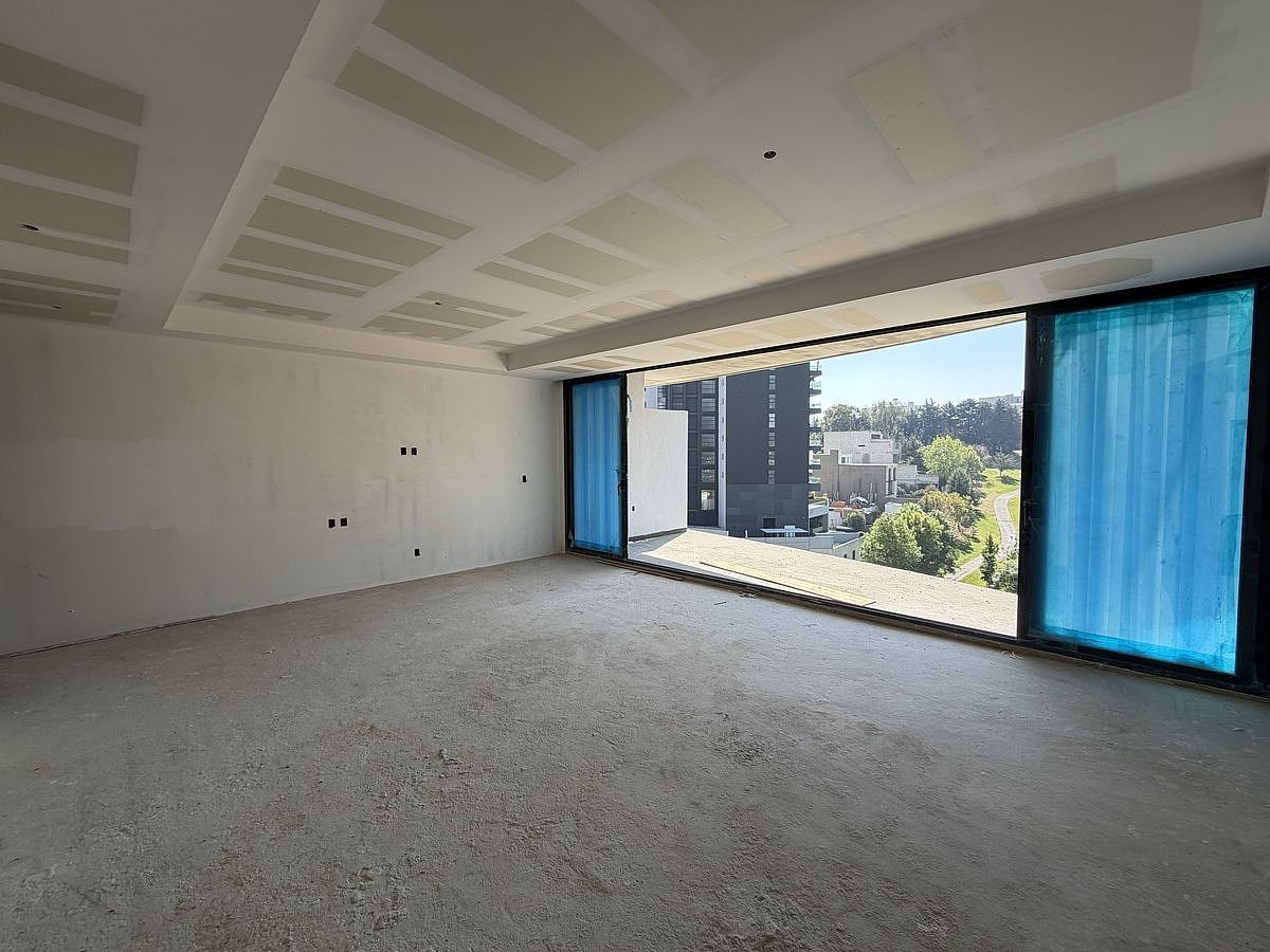 1 de 16: ESTANCIA SALA COMEDOR AMPLIA