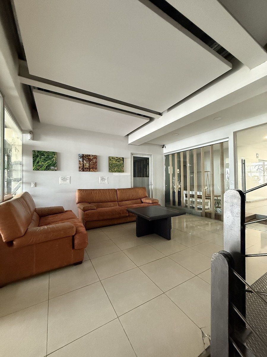 10 de 11: AREA COMUN