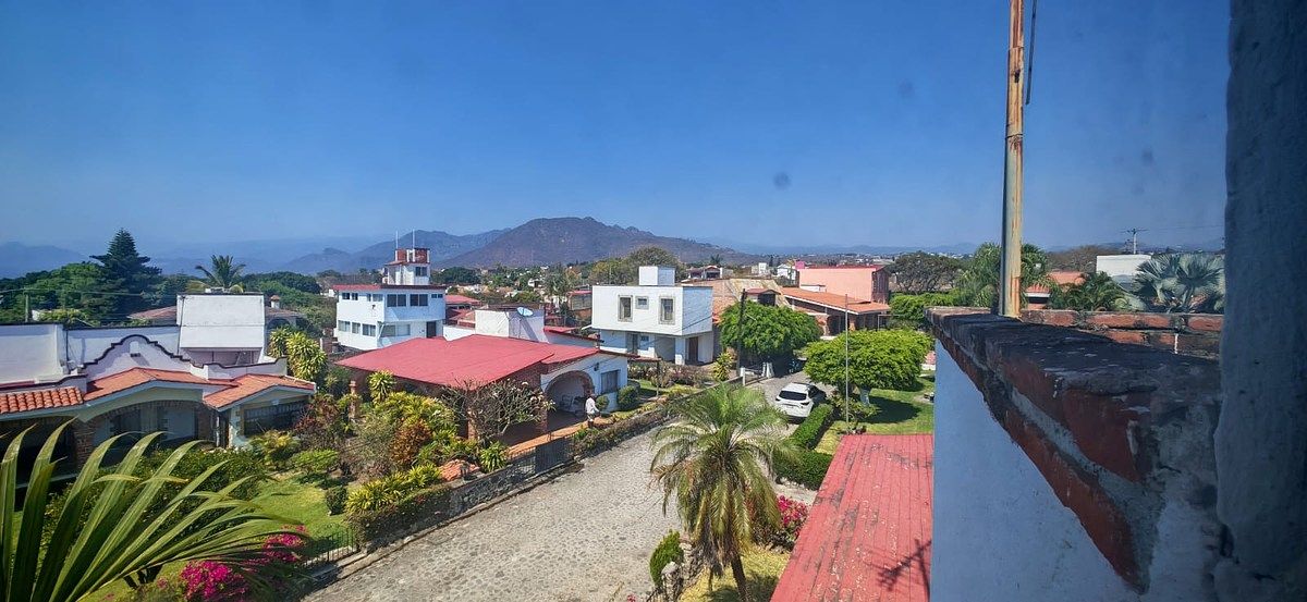 24 de 27: Calle privada del fraccionamiento.