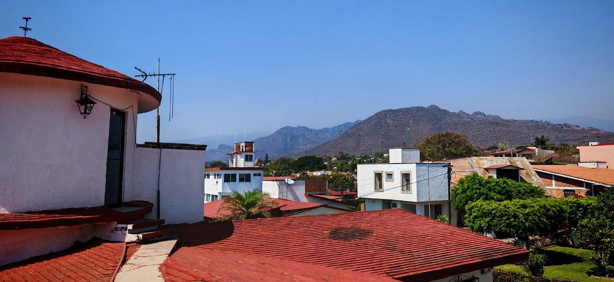 26 de 27: Azotea de la casa, entrada al estudio.