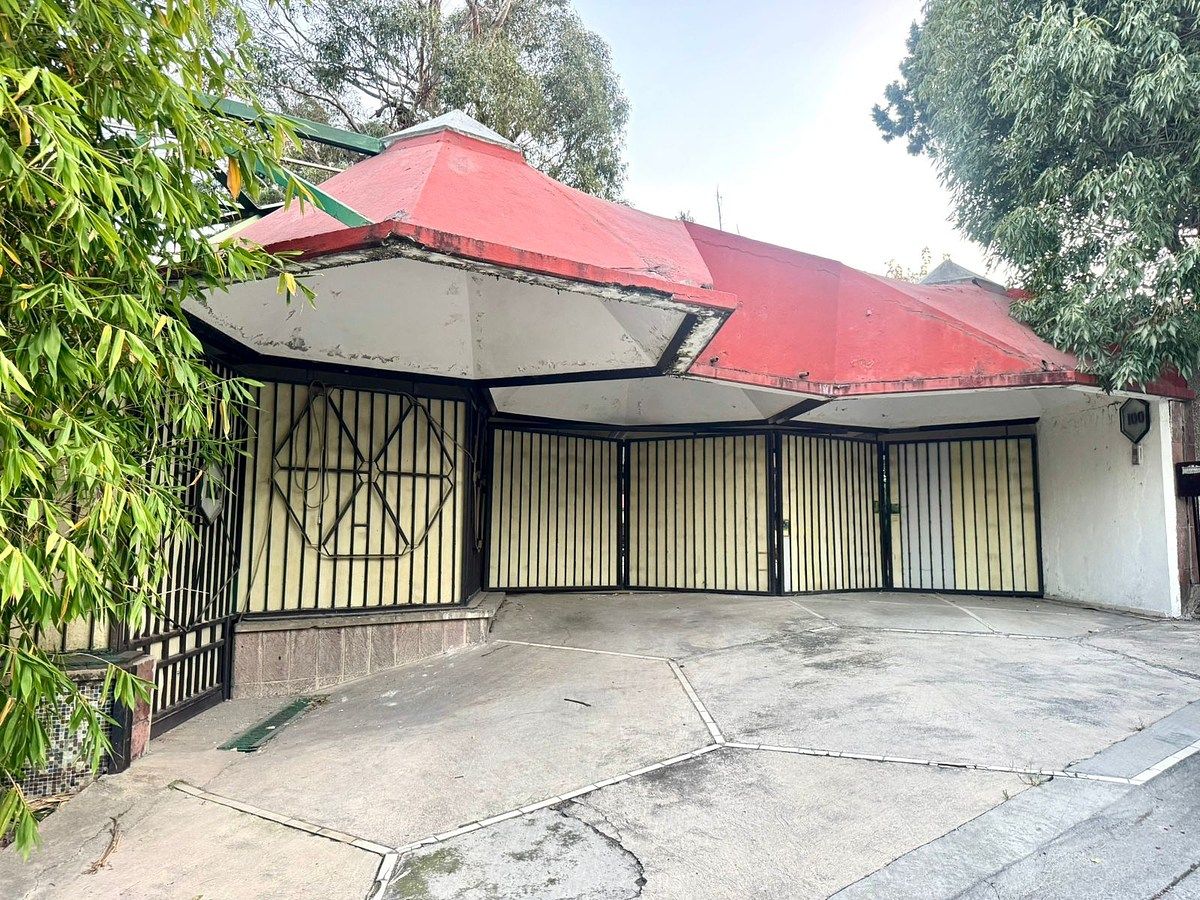 26 de 26: Entrada de Vehículos