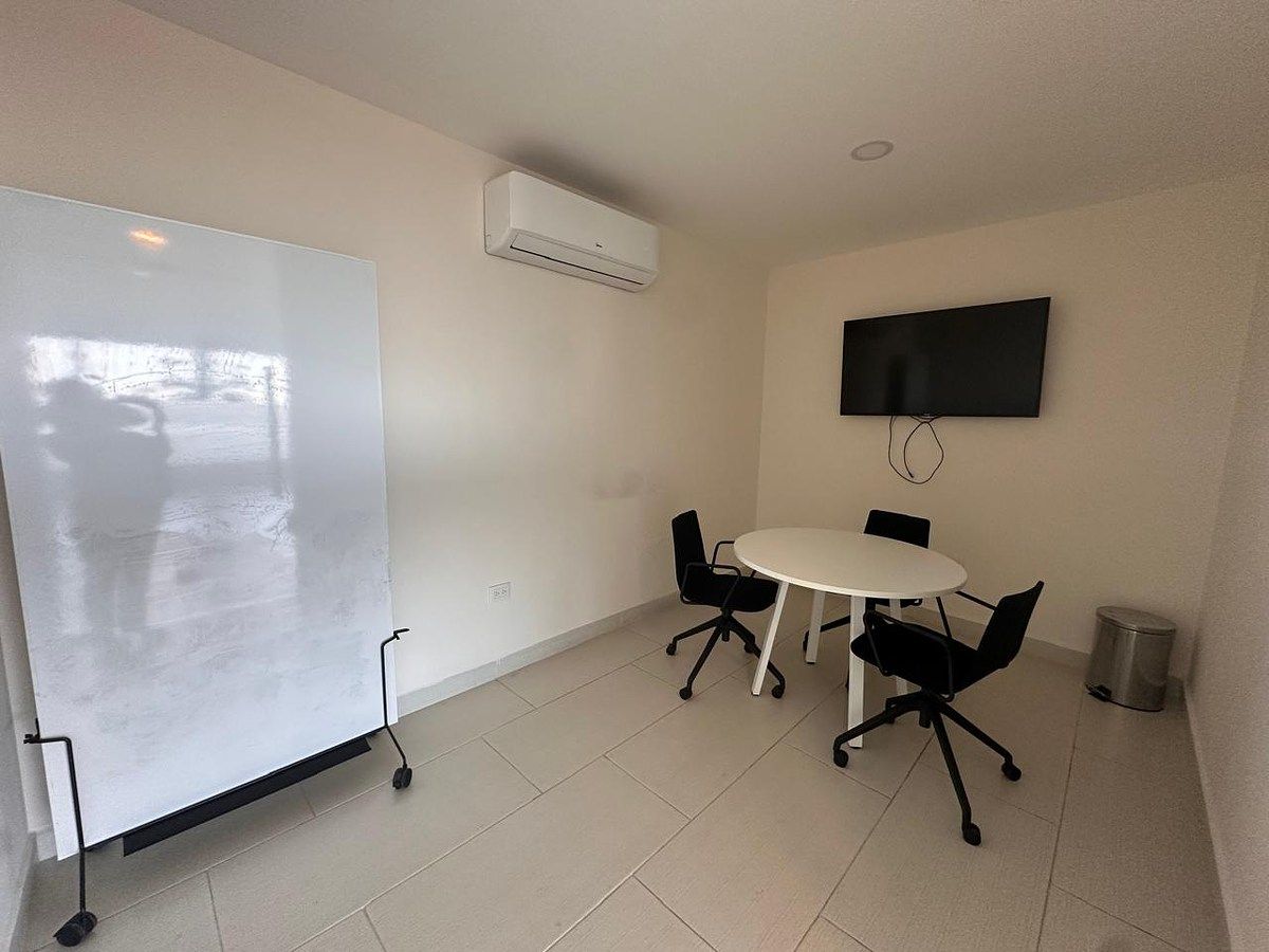 37 de 43: Sala de juntas