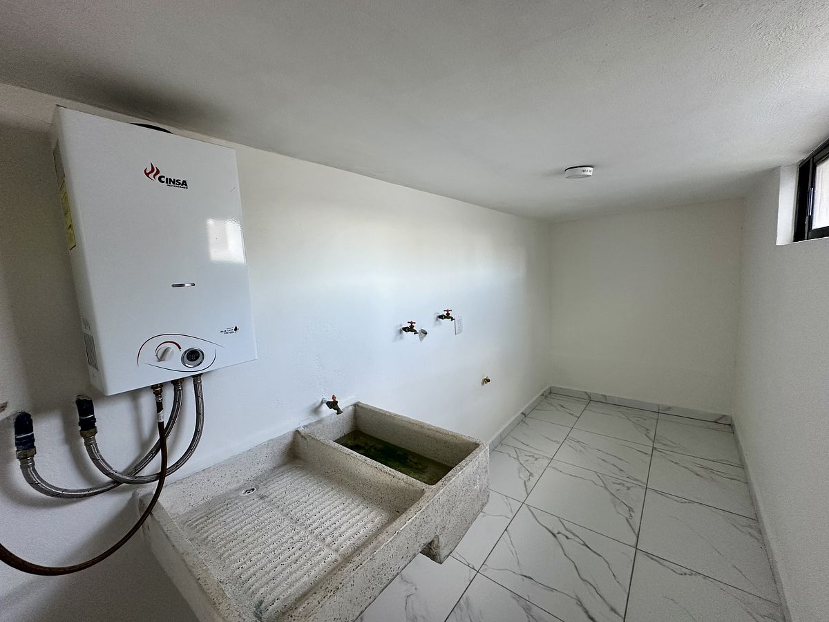 10 de 20: AREA DE LAVADO