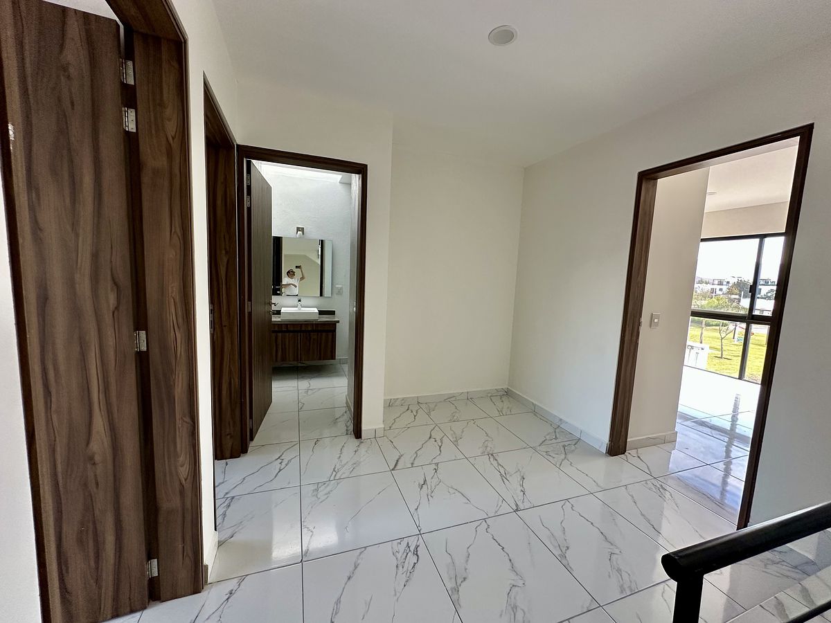 12 de 20: DISTRIBUIDOR PLANTA ALTA