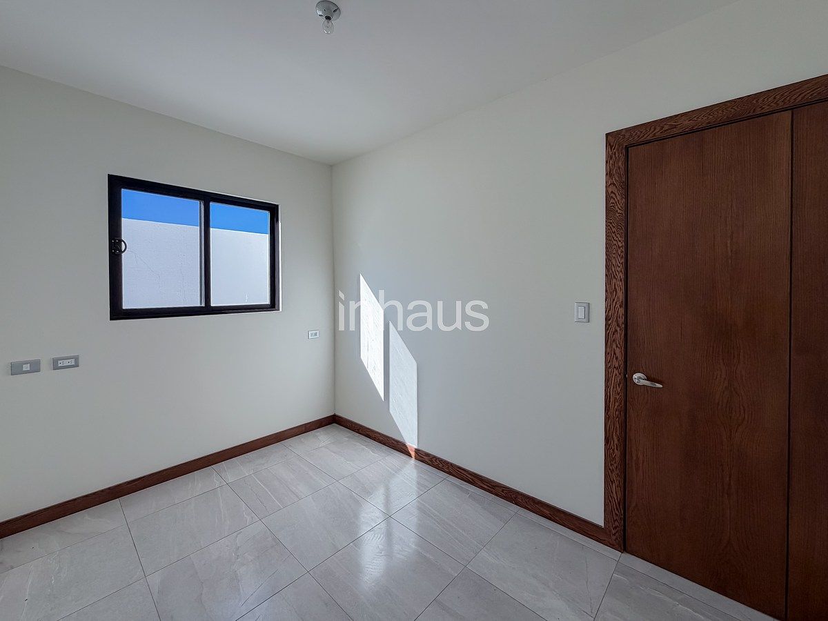 11 de 23: HABITACION 1