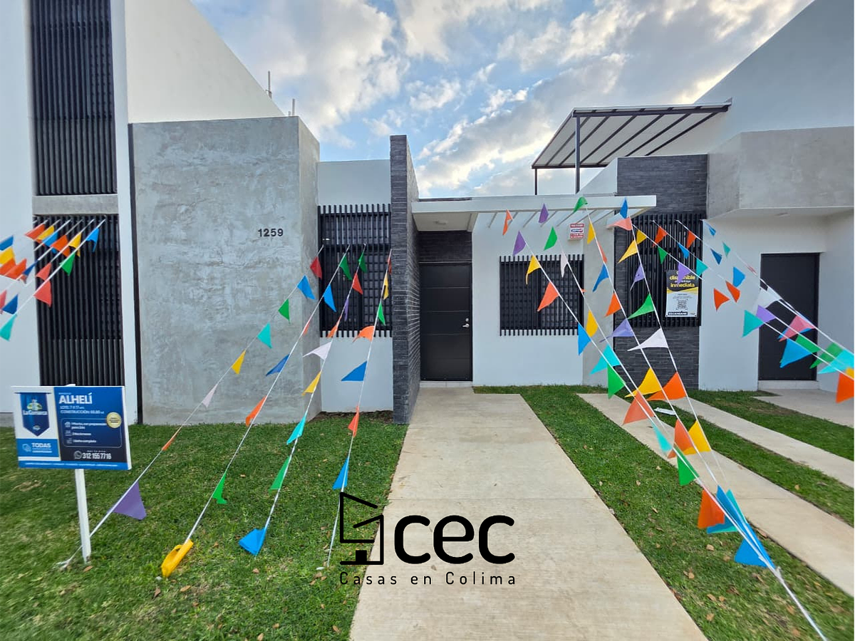 Casa en Venta, 1 Planta, 2 Recámaras, 1 Baño, Cochera para 1 Auto.