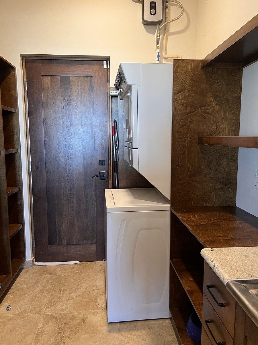 12 de 16: cuarto de servicio