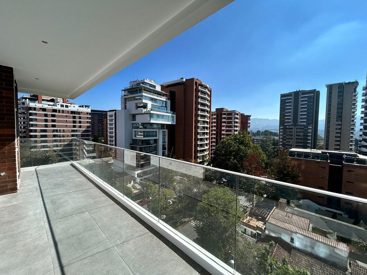 Apto Edificio Echo zona 14