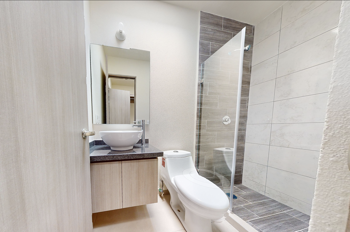 14 de 19: BAÑO REC PRINCIPAL