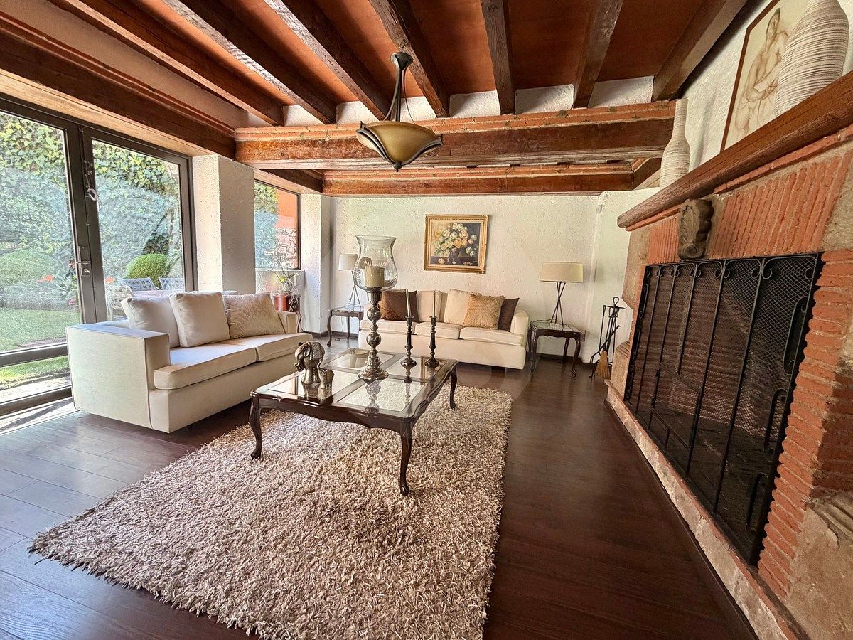 Casa em Bosque de las Lomas, Miguel Hidalgo, foto 2 de 35