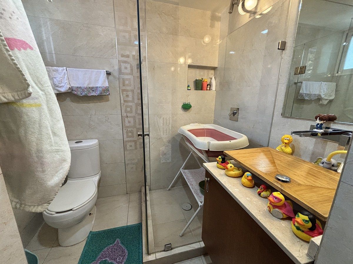 18 de 34: Baño completo recámara secundaria 1