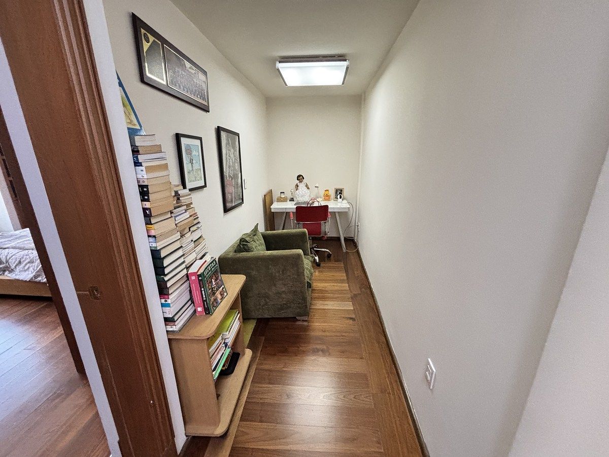 22 de 34: Área de oficina