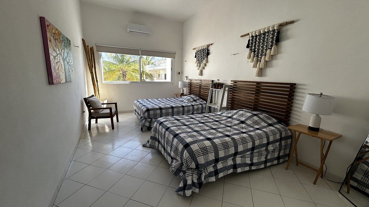 11 of 13: Rec secundaria 3