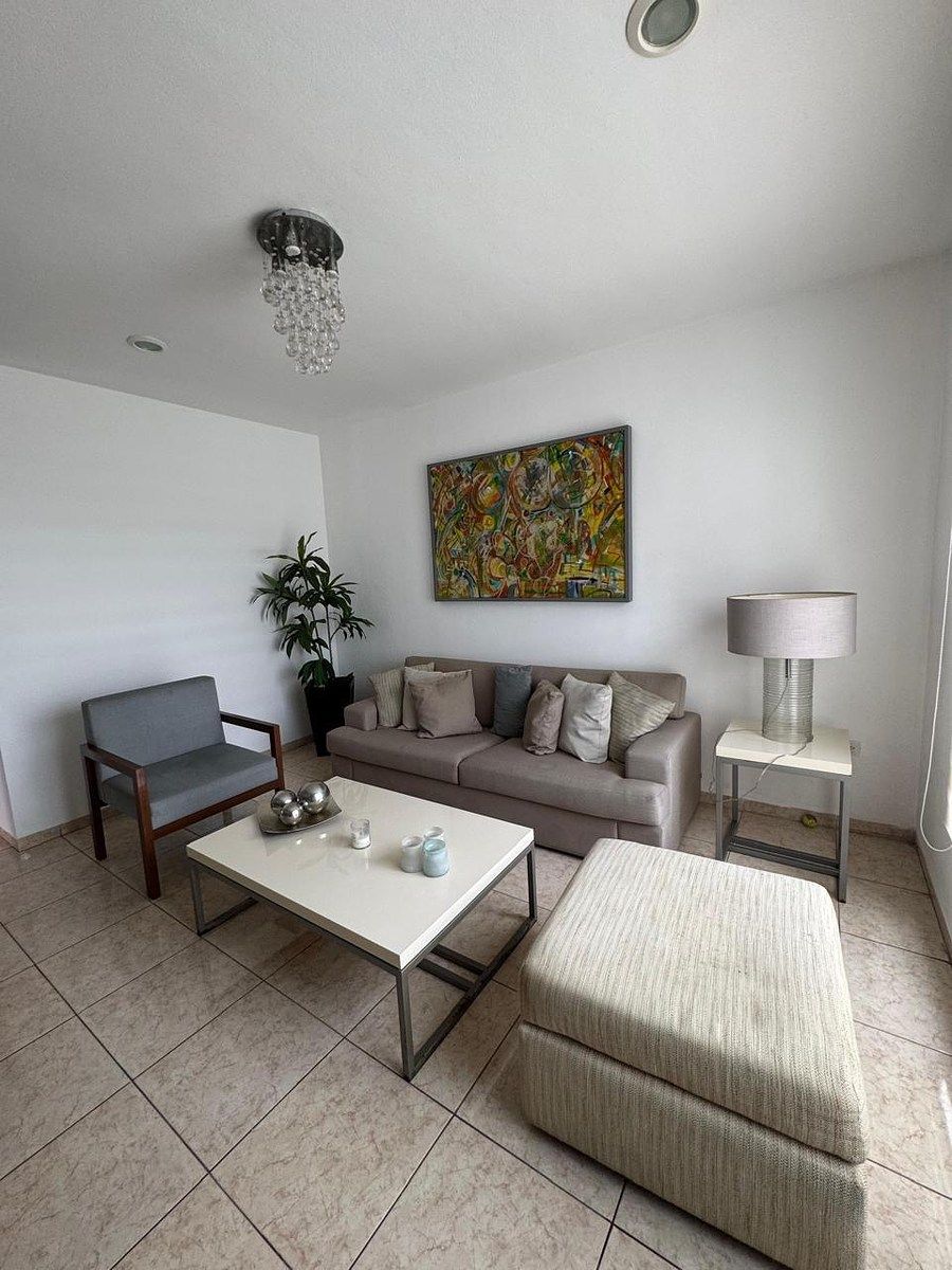 7 de 22: Area de sala