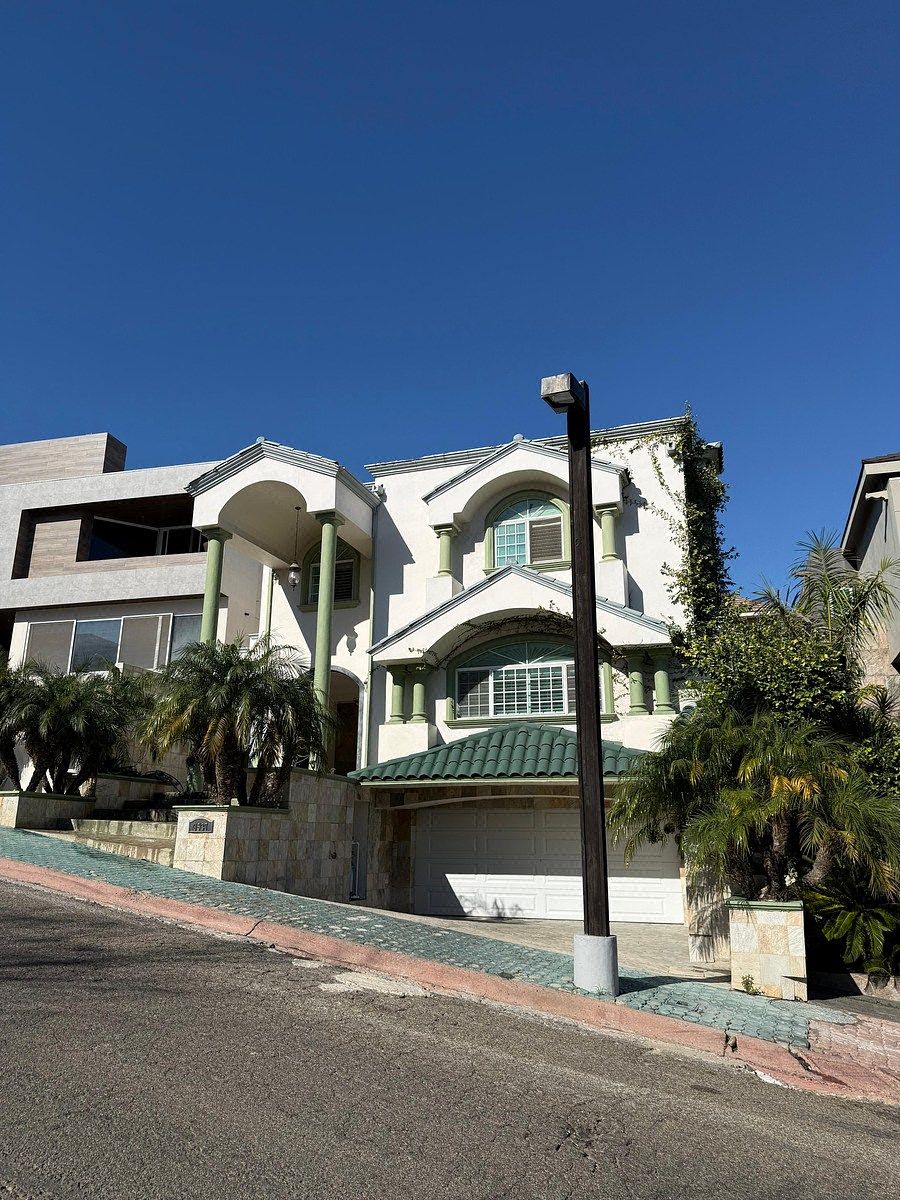 HOUSE FOR SALE IN CUMBRES DE JUAREZ TIJUANA - foto 3