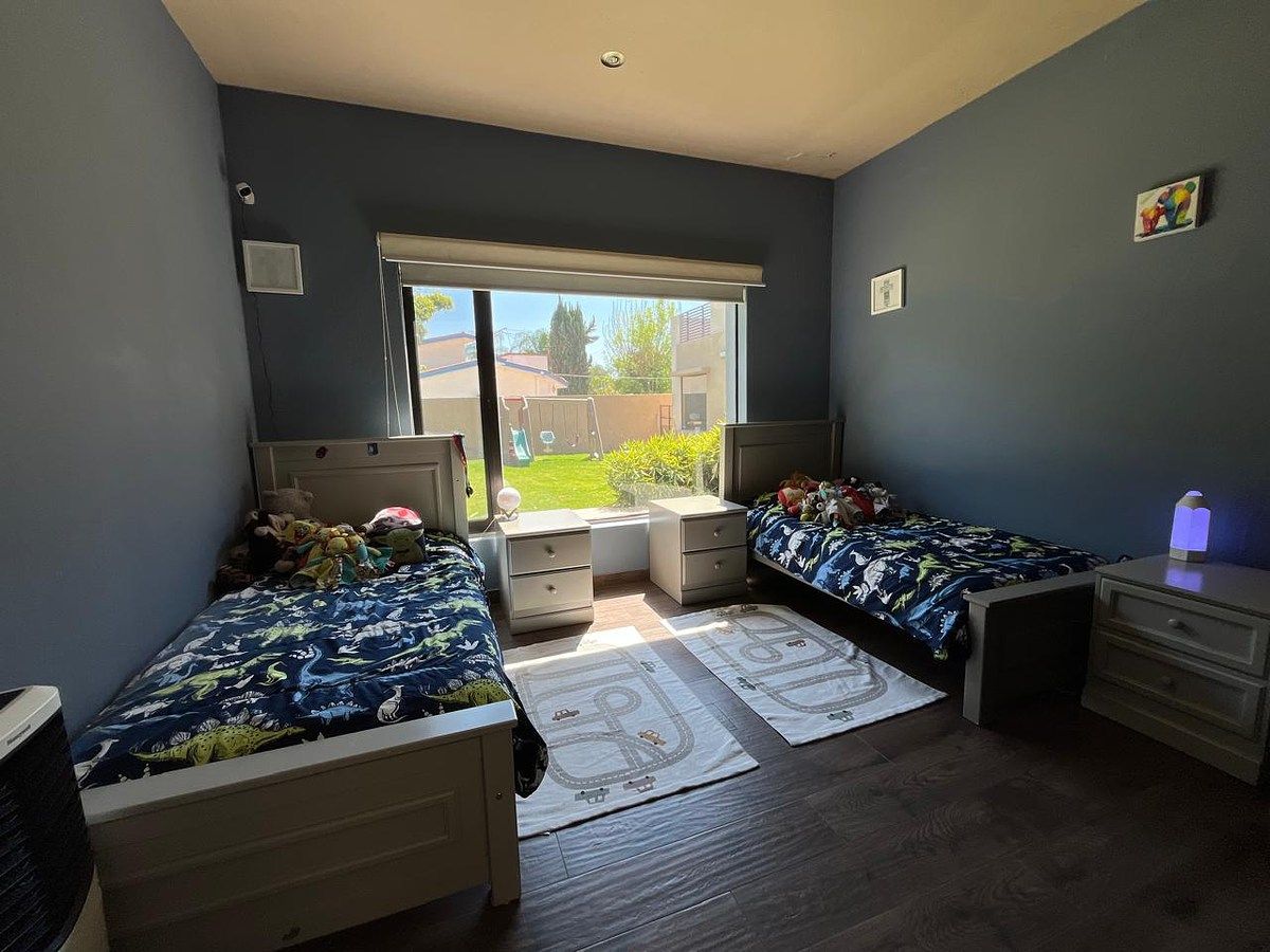 23 of 35: Segunda recámara.