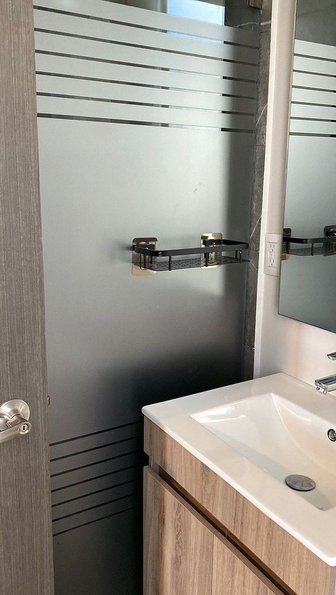 7 de 9: BAÑOS COMPLETOS