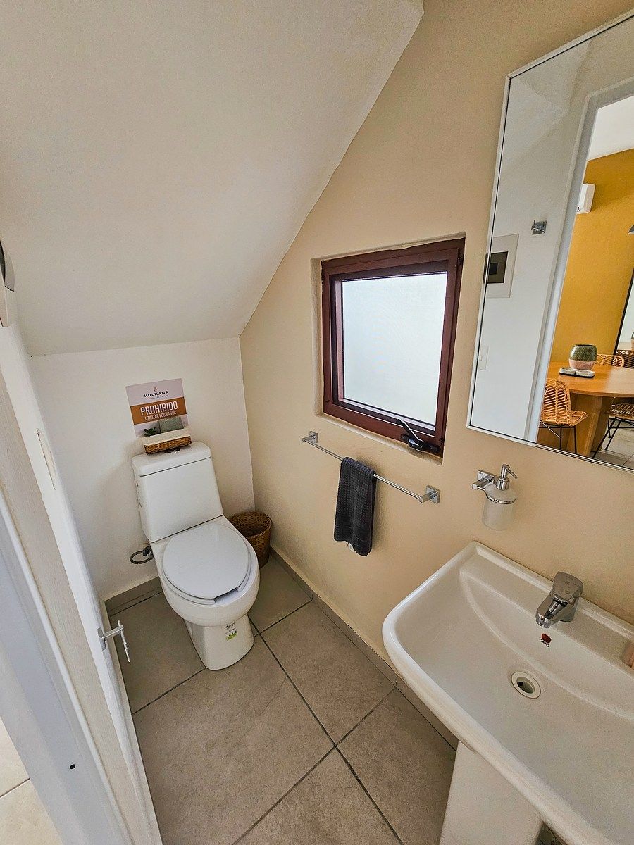 14 de 21: Medio baño